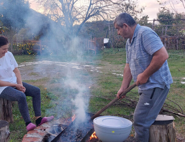 albanian-people10